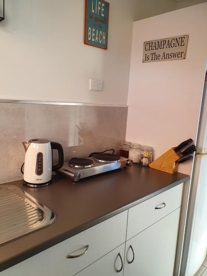 Abalone Guest Accommodation 莱克斯恩特伦斯 外观 照片